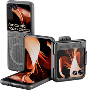 Motorola Razr+ 2023 Case w/ Magsafe & Holster - Black