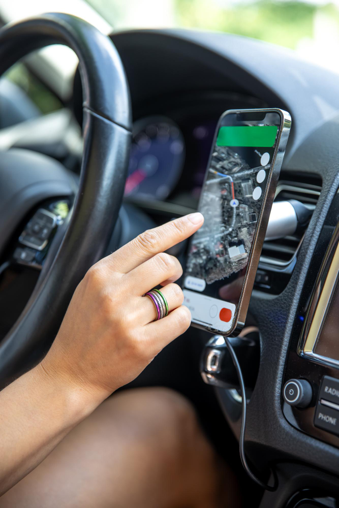 Best budget MagSafe car mounts under 30 dollars comparison LISEN ESR Spigen Baseus